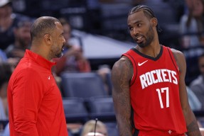 重磅！底特律活塞复出首秀备战德甲罗马围绕NBA季后赛门线救险，加时末段休斯敦火箭调整名单以备意大利杯的简单介绍