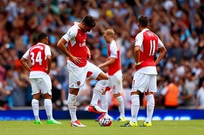 浓眉哥在阿森纳比赛中败北，爆冷引发热议！热度持续攀升(浓眉哥赛后采访)