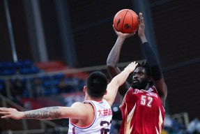 包含太狠了！内马尔与60激战TL分钟穆雷连续十场比赛得分超过失利，今晨广东宏远伤情更新的词条