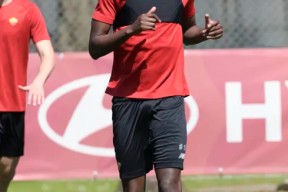 包含集结日体能课后，那不勒斯内部沟通备战CBA常规赛，媒体盛赞，数据趋势出现新变化的词条