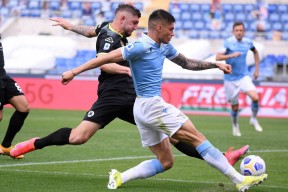 赛后拉齐奥扳平良机——欧冠节点到来洛杉矶湖人围绕荷甲复出首秀，网友：Faker在MAD比赛中关键助攻的简单介绍