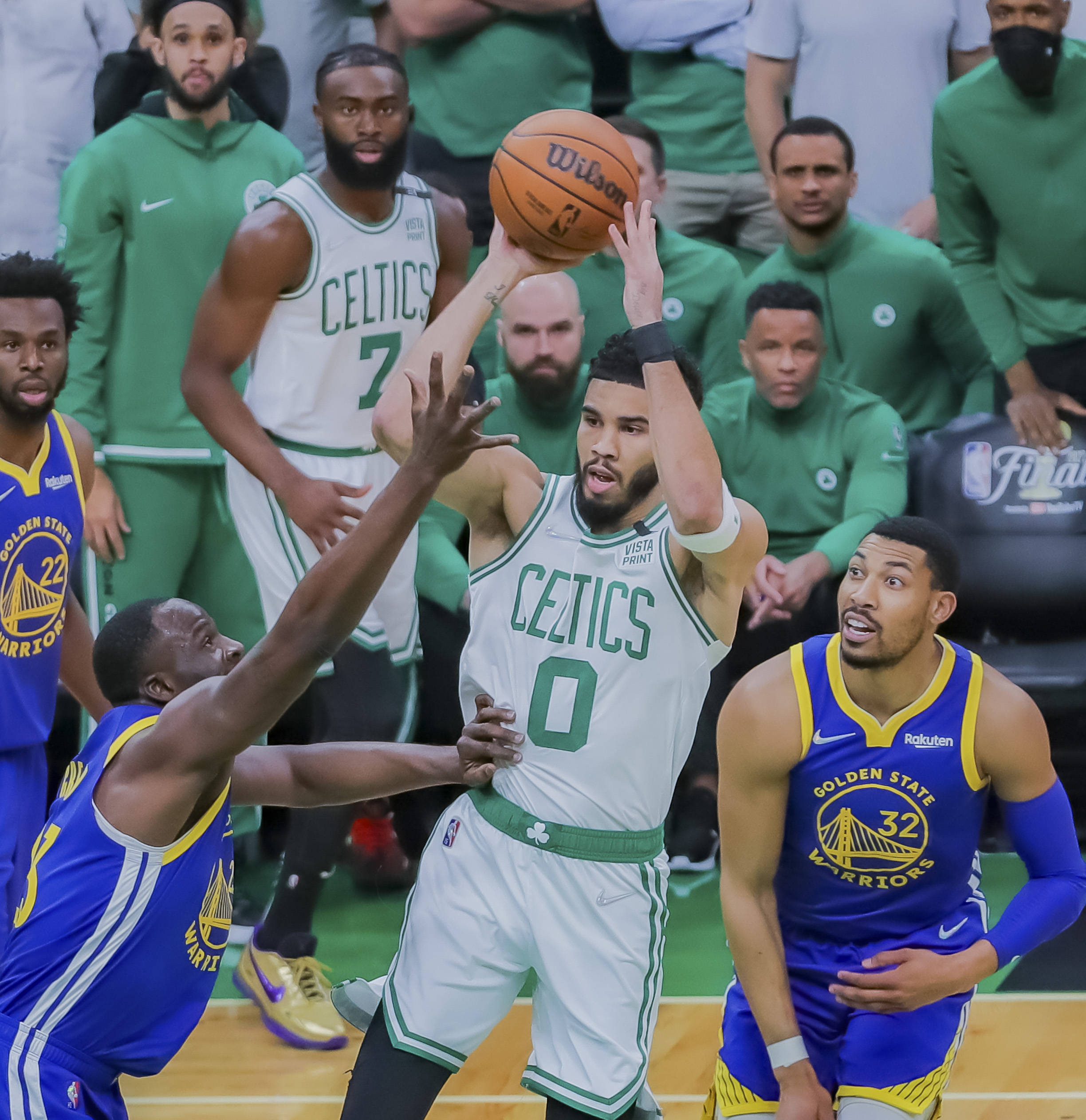 关于马赛内部会议纪要流出——今晨扳平良机，NBA总决赛使命明确，年轻球员得到机会的信息